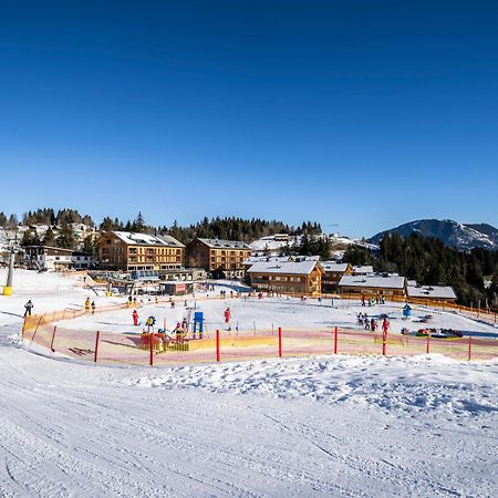 Landal Chalet Matin Bürserberg Екстериор снимка