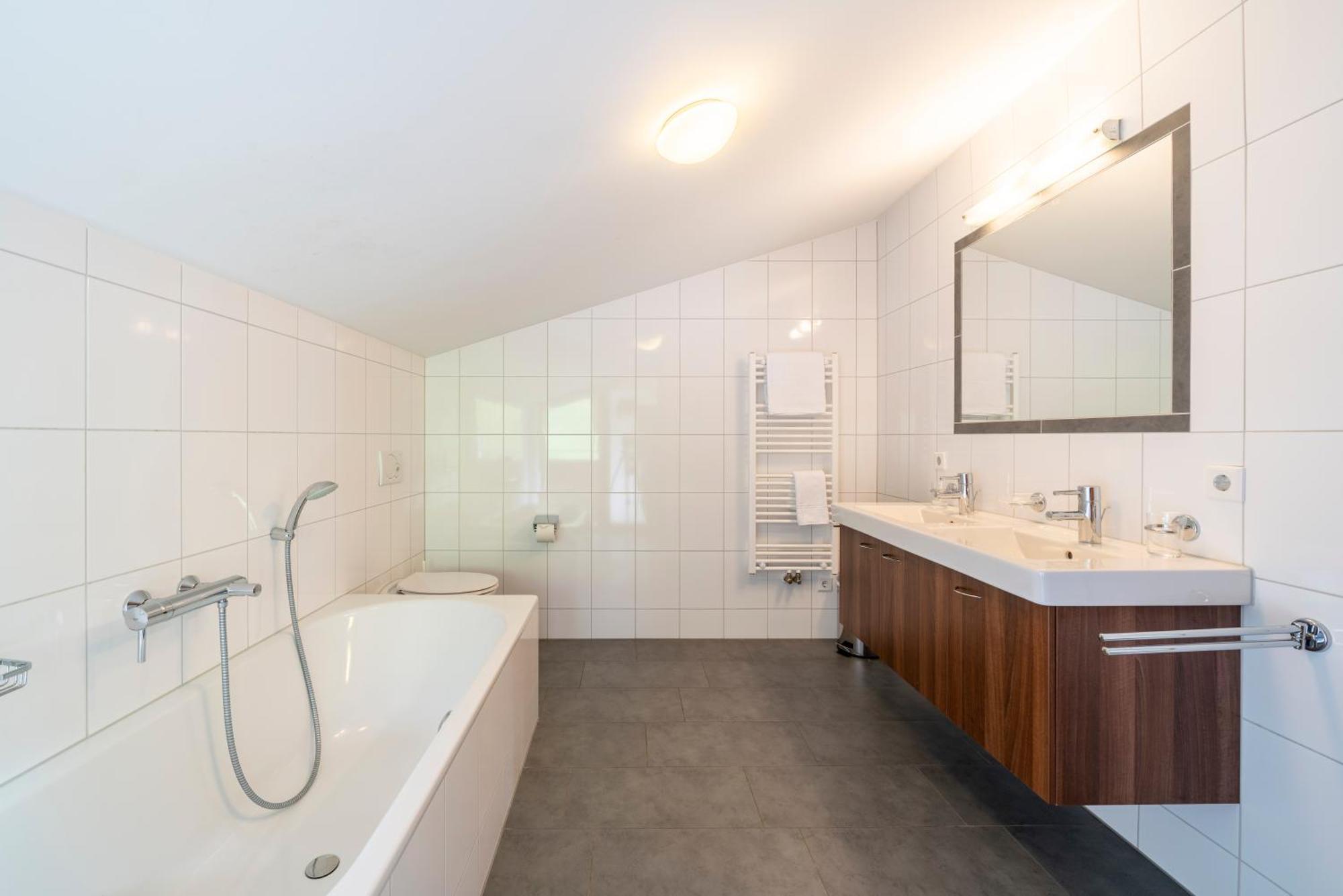 Landal Chalet Matin Bürserberg Екстериор снимка